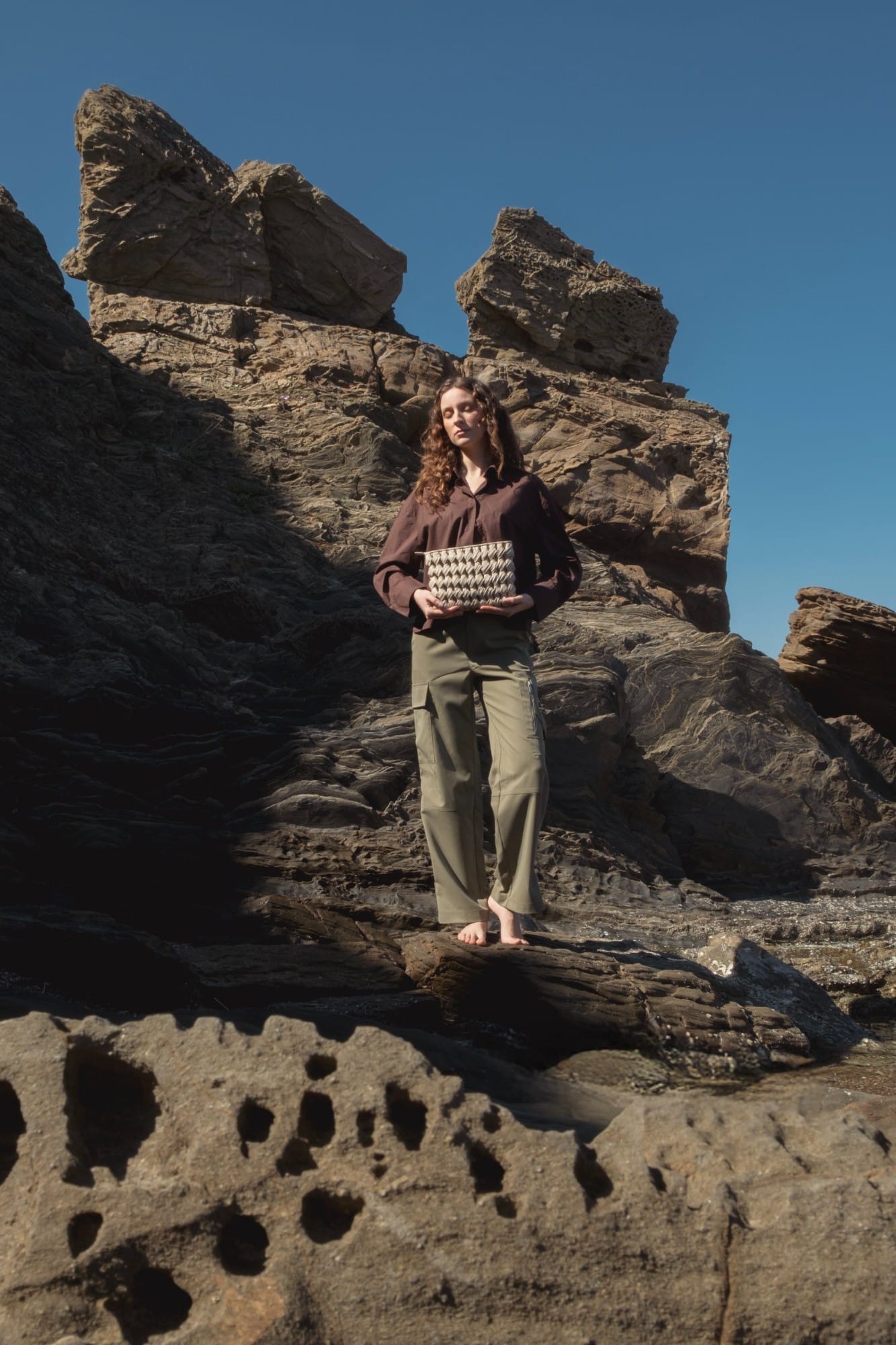 Ruva-lin-mini-beige-editorial